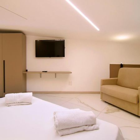Belma Aparthotel And Rooms 마리나디카메로타 외부 사진
