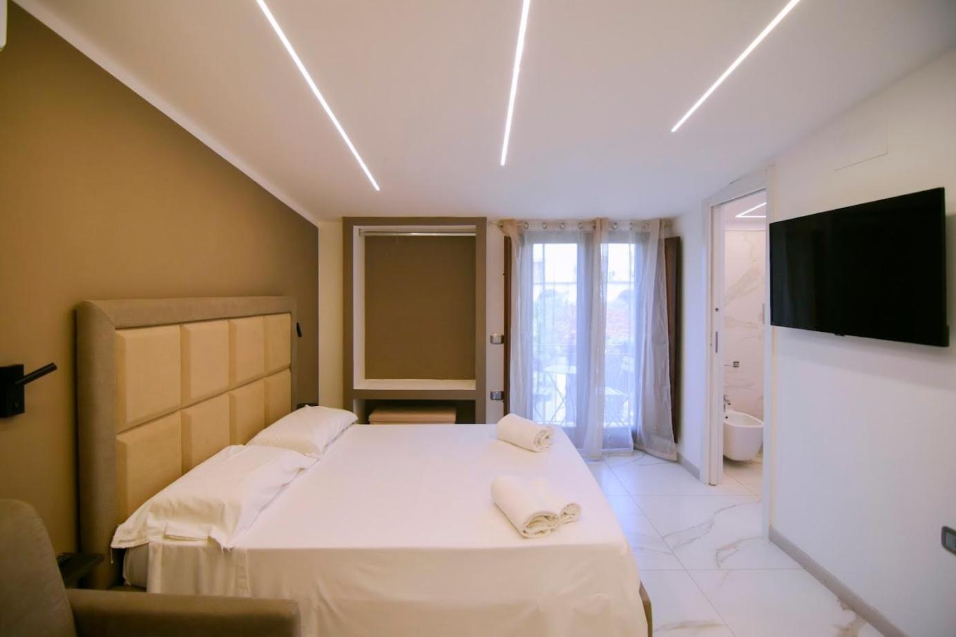 Belma Aparthotel And Rooms 마리나디카메로타 외부 사진