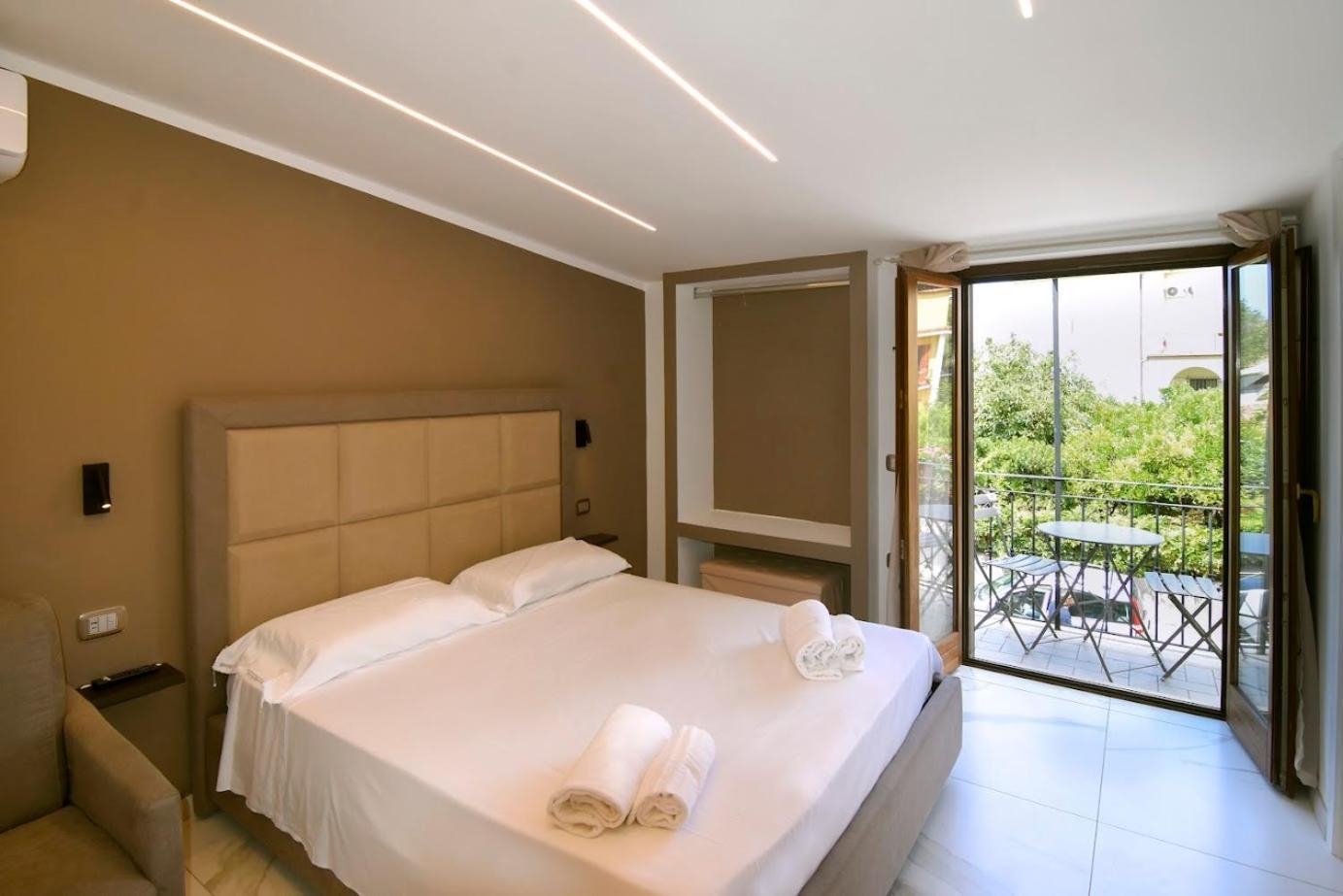 Belma Aparthotel And Rooms 마리나디카메로타 외부 사진